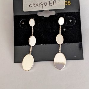 Women's Post Earrings Silver tone